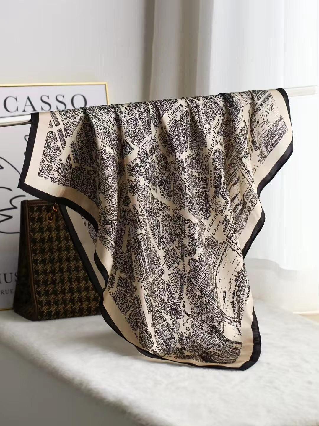 Intellektuelles elegantes leichtes Luxus-Geschenk Seidentuch kleines quadratisches Handtuch Seidenschal