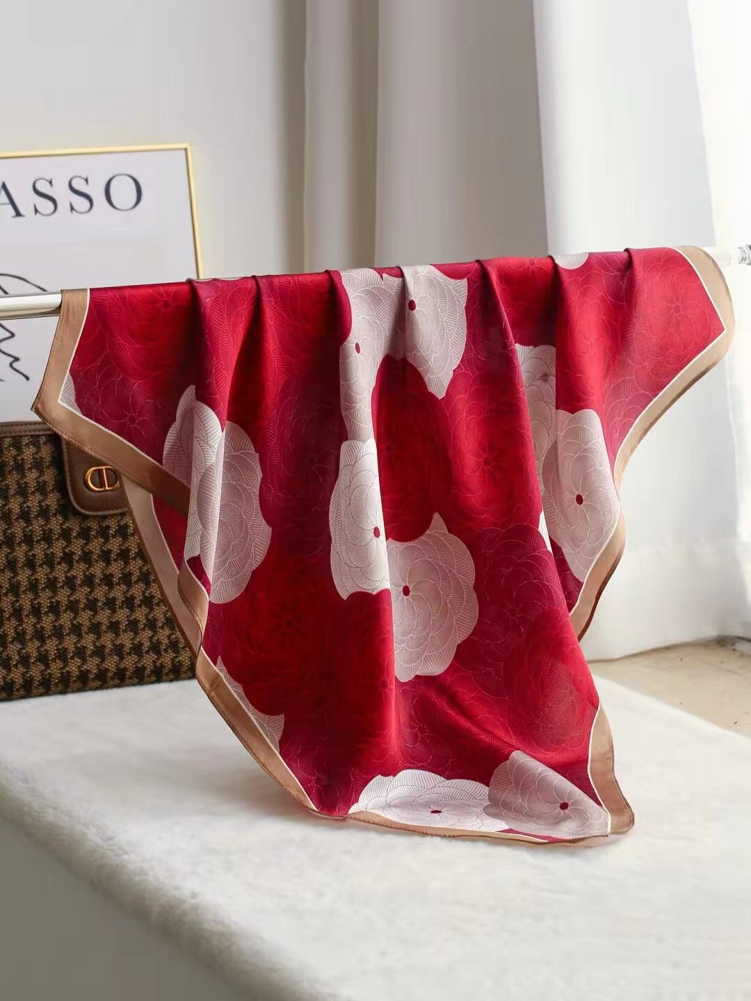 Intellektuelles elegantes leichtes Luxus-Geschenk Seidentuch kleines quadratisches Handtuch Seidenschal