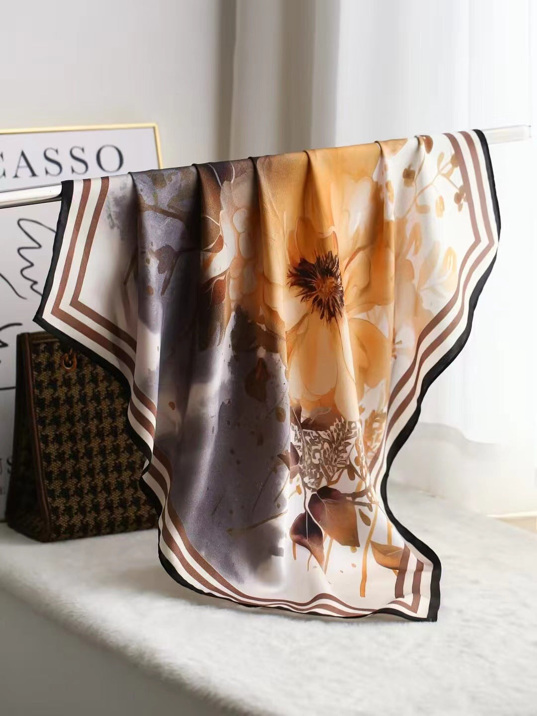 Intellektuelles elegantes leichtes Luxus-Geschenk Seidentuch kleines quadratisches Handtuch Seidenschal